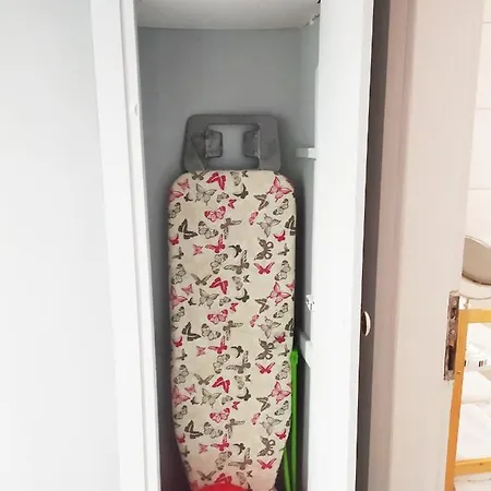 George's Old House Apartman *