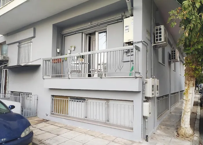 George's Old House Apartment
