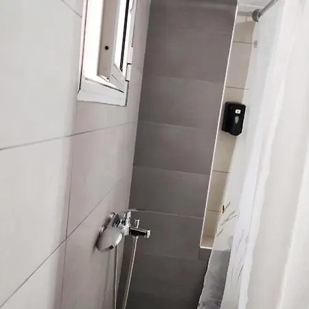 George's Old House アパート *